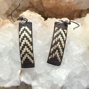 Brown & Cream Color Dangle Handmade Earrings NWOT